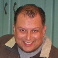 Headshot of Michael Muñoz